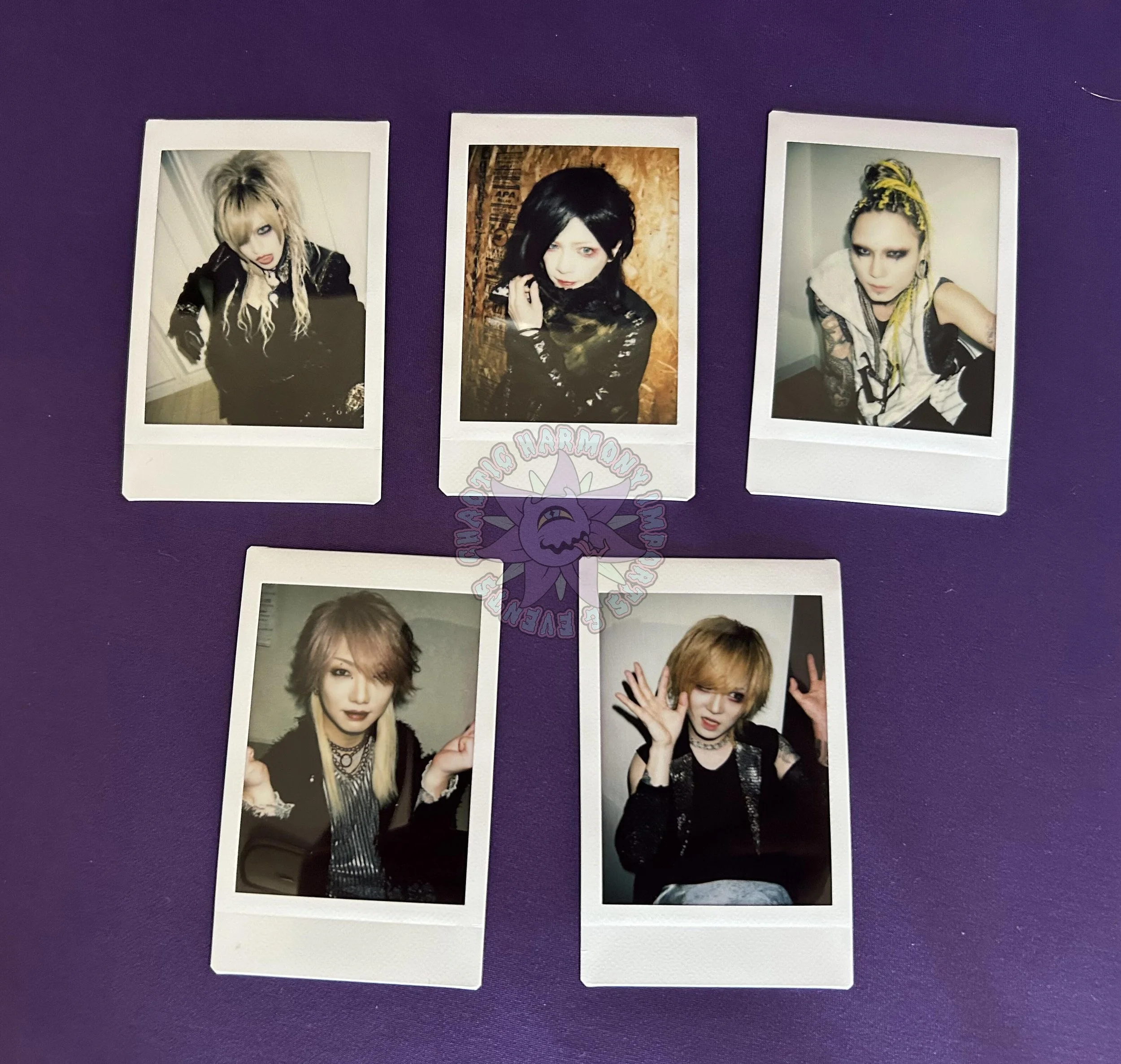 ねむねむ RAZOR パーカー、シャツ、タオル、CD、DVD、チェキ RAZOR — Chaotic Harmony Imports & Events